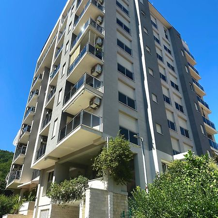 Square Inn Budva Exterior photo