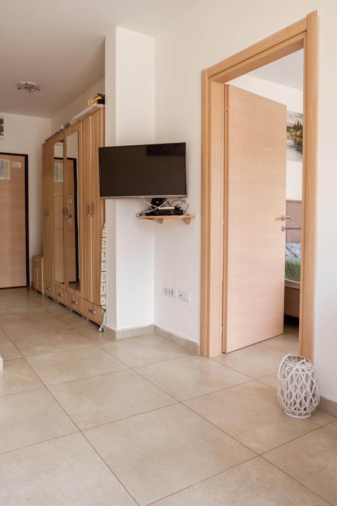 Square Inn Budva Exterior photo
